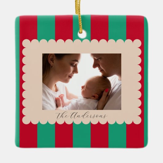 Kerstvakantie Gestreepte Aangepaste Foto Moderne Keramisch Ornament (Voorkant)