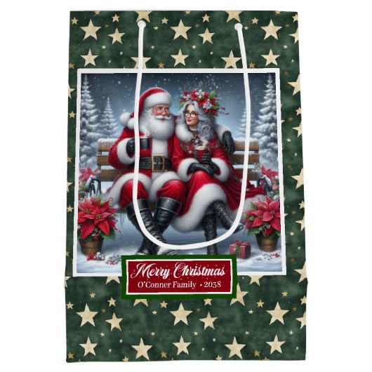 Kerstvakantie Tas Classic Coolest Mrs Claus Medium Cadeauzakje (Achterkant)