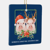 Kerstvarkens Santa Reindeer Couple op maat Keramisch Ornament (Rechts)