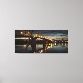 Kerstverlichting op de brug over de Donau. Canvas Afdruk