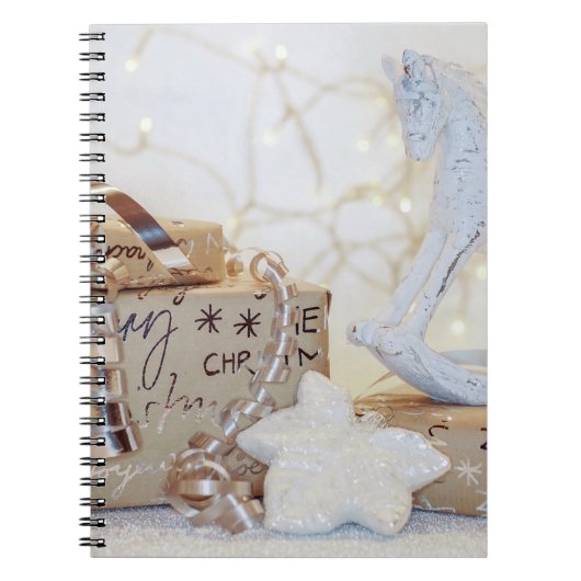 Kerstverpakte pakketten notitieboek (Voorkant)