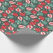 Kerstversiering Baubles rood groen Cadeaupapier (Hoek)