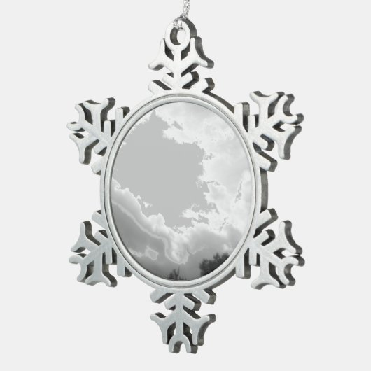 KERSTVERSIERING KUNST EN ONTWERP TIN SNEEUWVLOK ORNAMENT (Rechts)