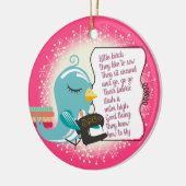 kerstversiering met een staartnaaimachine keramisch ornament (Links)