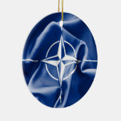 kerstversiering NAVO-vlag Keramisch Ornament (Rechts)