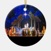 kerstversiering op de nativiteitsscène keramisch ornament (Voorkant)