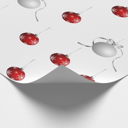 Kerstversiering rood en zilver cadeaupapier (Hoek)