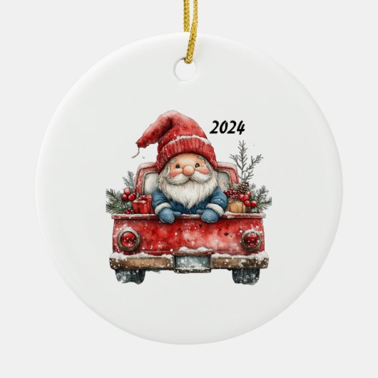 Kerstversiering Santa Gnome 2024 Keramisch Ornament (Voorkant)
