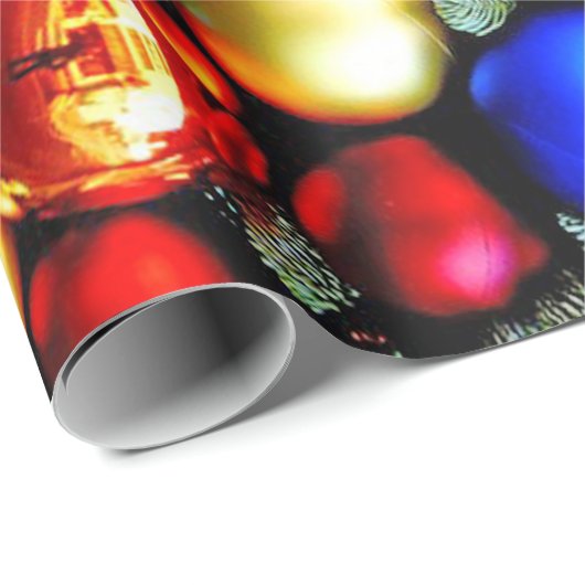  kerstversieringen; cadeaupapier (Rol Hoek)