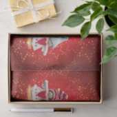 kerstversieringen op een rode achtergrond tissuepapier (Geschenk)