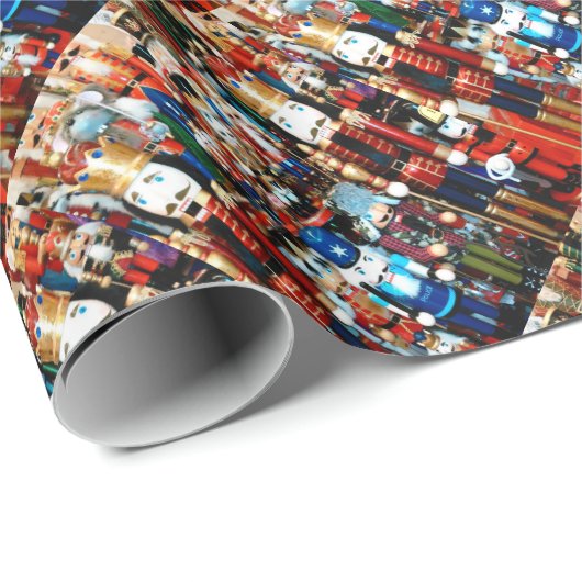 Kerstvoedingskrakers overal cadeaupapier (Rol Hoek)