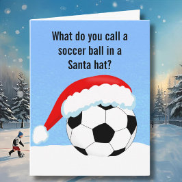 Kerstvoetbal in de kerstmanhoed kaart