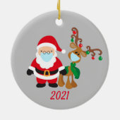 Kerstvoetmasker, kerstman en rendier 2021 keramisch ornament (Achterkant)
