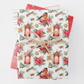 Kerstvogels, koekjes, pekels en staven inpakpapier vel (In situ)