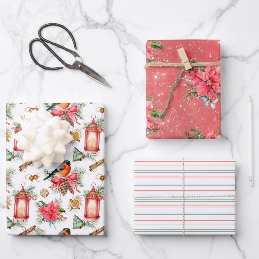 Kerstvogels, koekjes, pekels en staven inpakpapier vel (Voorkant)