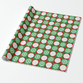 Kerstvolleybal en Snowflake Red en Green Cadeaupapier (Uitgerold)