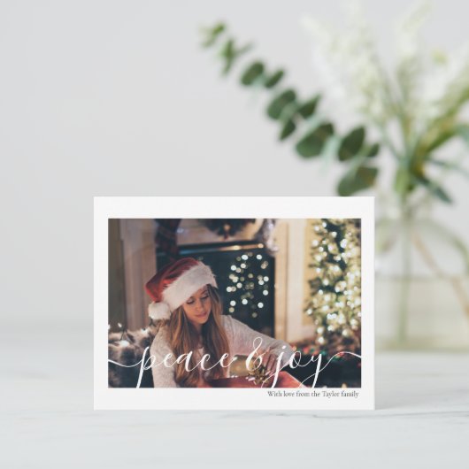 Kerstvrede en Joy Typografie Foto Briefkaart (Staand voorkant)