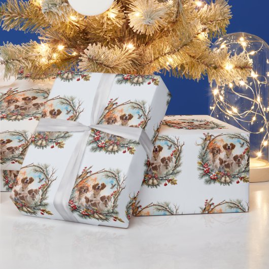 Kerstvreugde met een Brittany Spaniel Cadeaupapier (Feestdagen)