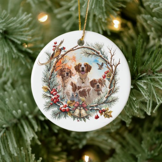 Kerstvreugde met een Brittany Spaniel Keramisch Ornament (Boom)