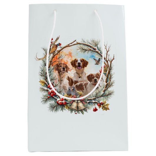 Kerstvreugde met een Brittany Spaniel Medium Cadeauzakje (Voorkant)