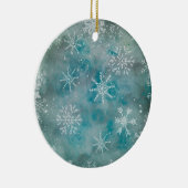 Kerstwinterwitte sneeuwvlokken op blauw keramisch ornament (Rechts)