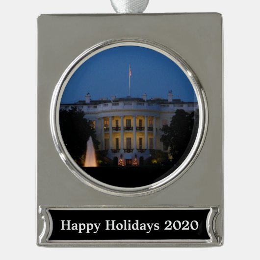 Kerstwit huis in Washington DC Verzilverd Banner Ornament (Voorkant)