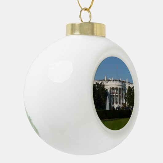 Kerstwit huis voor Feestdagen Washington DC Keramische Bal Ornament (Links)