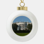 Kerstwit huis voor Feestdagen Washington DC Keramische Bal Ornament (Voorkant)