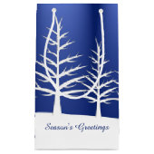 Kerstwitte bomen sneeuw klein cadeauzakje (Voorkant)