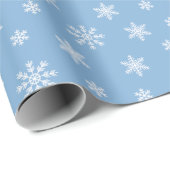 Kerstwitte sneeuwvlokken op babyblauwe achtergrond cadeaupapier (Rol Hoek)