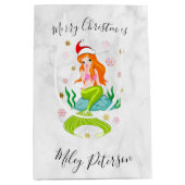 Kerstzeemeermin en sneeuwvlokken goud op maat medium cadeauzakje (Voorkant)