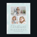 kerstzegels pastel groene foto collage feestdagenkaart<br><div class="desc">Verstuur een feestetter met dit eenvoudige en moderne kerstcadeautje met een fotocollage met drie van uw favoriete familiefoto's op een groene achtergrond met de religieuze groet "kerstzegels",  samen met uw familienaam en het jaar. Achterzijde heeft uw persoonlijke bericht en uw retouradres voor eenvoudige mailing.</div>