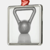 Ketel uit op witte achtergrond metalen ornament (Links)