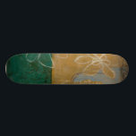 Ketsenschets met wilde bloemen en Planten Persoonlijk Skateboard<br><div class="desc">Er gebeurt veel op dit schilderij van Jennifer Goldberger. Een bloemetjesschets neemt het middelpunt,  en kleine bomen vormen de achtergrond. Ventilatoren van Eugene Delacroix en Edward Hopper willen dit stuk kopen!</div>