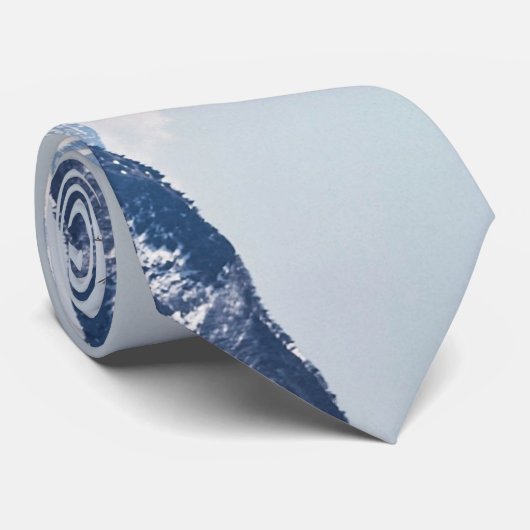 Kettingblik, een Man dat over een bergketen glijdt Stropdas (Opgerold)