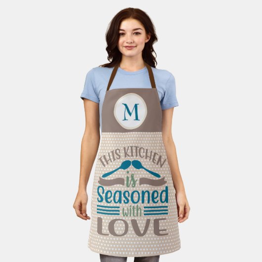 Keuken is gekruid met liefde Monogram Gift Schort (Gedragen)