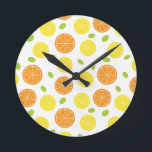 Keuken Mediterraan Fruit Sinaasappel en citroensne Ronde Klok<br><div class="desc">Deze leuke klok met sinaasappels,  citroenen en druiven zal elke ruimte zeker opvrolijken. Het werkt vooral goed in keukens.</div>