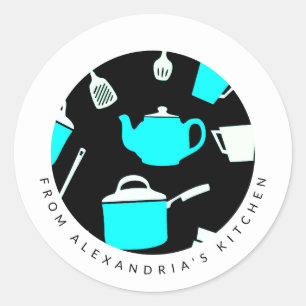 Keuken met de klok mee en gereedschap   uit de keu ronde sticker