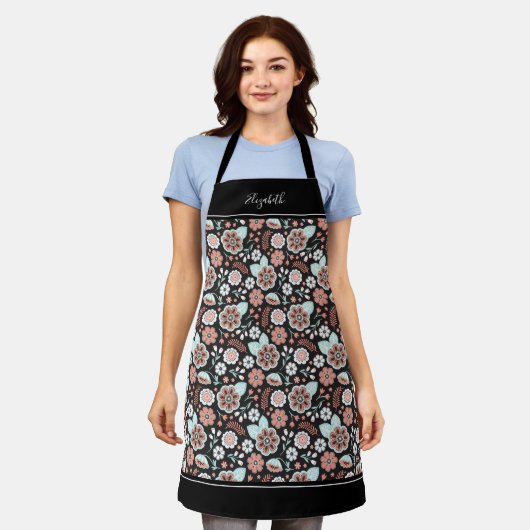Keuken van Black Floral Pattern Schort (Gedragen)