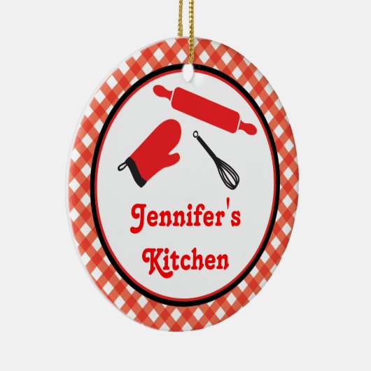 Keukenfamilie ontvangt decoratie (Rechts)