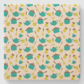 Keukengerei, met de klok mee, messenmakerswerk, ke stenen onderzetter (Voorkant)