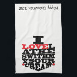 Keukenhanddoek "Chanukah/I Love Latkes"<br><div class="desc">Keukenhanddoek "Chanukah/I Love Latkes" Personaliseert zich door het schrappen van "Happy Chanukah 2018" en het vervangen door uw eigen woorden. Kies uw favoriete doopvontstijl, kleur, en grootte. Er zijn ook veel kleuropties voor de achtergrond van handdoeken. Bedankt voor het stoppen en winkelen. Veel waardering! Happy Chanukah/Hanukkah! Stijl: keukenhanddoeken van 16...</div>