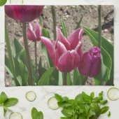 Keukenhanddoek met paarse tulpen (Gevouwen)