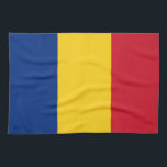 Keukenhanddoek met vlag van Roemenië<br><div class="desc">Vier Roemeens erfgoed in uw keuken met deze stijlvolle keukenhanddoek met de vlag van Roemenië! Deze keukenhanddoek is vervaardigd met nauwgezette aandacht voor detail en is meer dan alleen een praktisch item; het is een eerbetoon aan de Roemeense trots en culturele identiteit. Het ontwerp toont met trots de iconische driekleurige...</div>