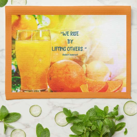 Keukenhanddoek: "We verhogen door anderen op te ti Theedoek (Gevouwen)