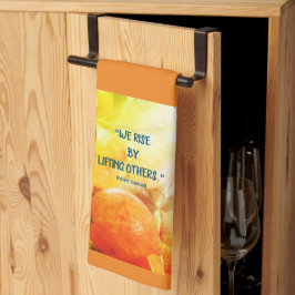 Keukenhanddoek: "We verhogen door anderen op te ti Theedoek