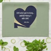 KEUKENHANDOEK LOVE (dat wat je doet) - Adiela Akoo Theedoek (Gevouwen)