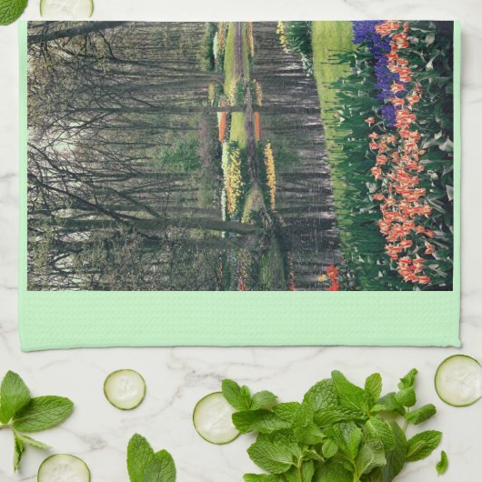 Keukenhof, een floraalbanquet theedoek (Gevouwen)