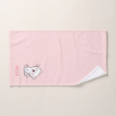 Keukenkat en naamtekst op lichtroze bad handdoek (Handdoek)