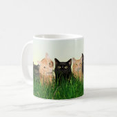 Keukenkatten in het gras koffiemok (Voorkant links)